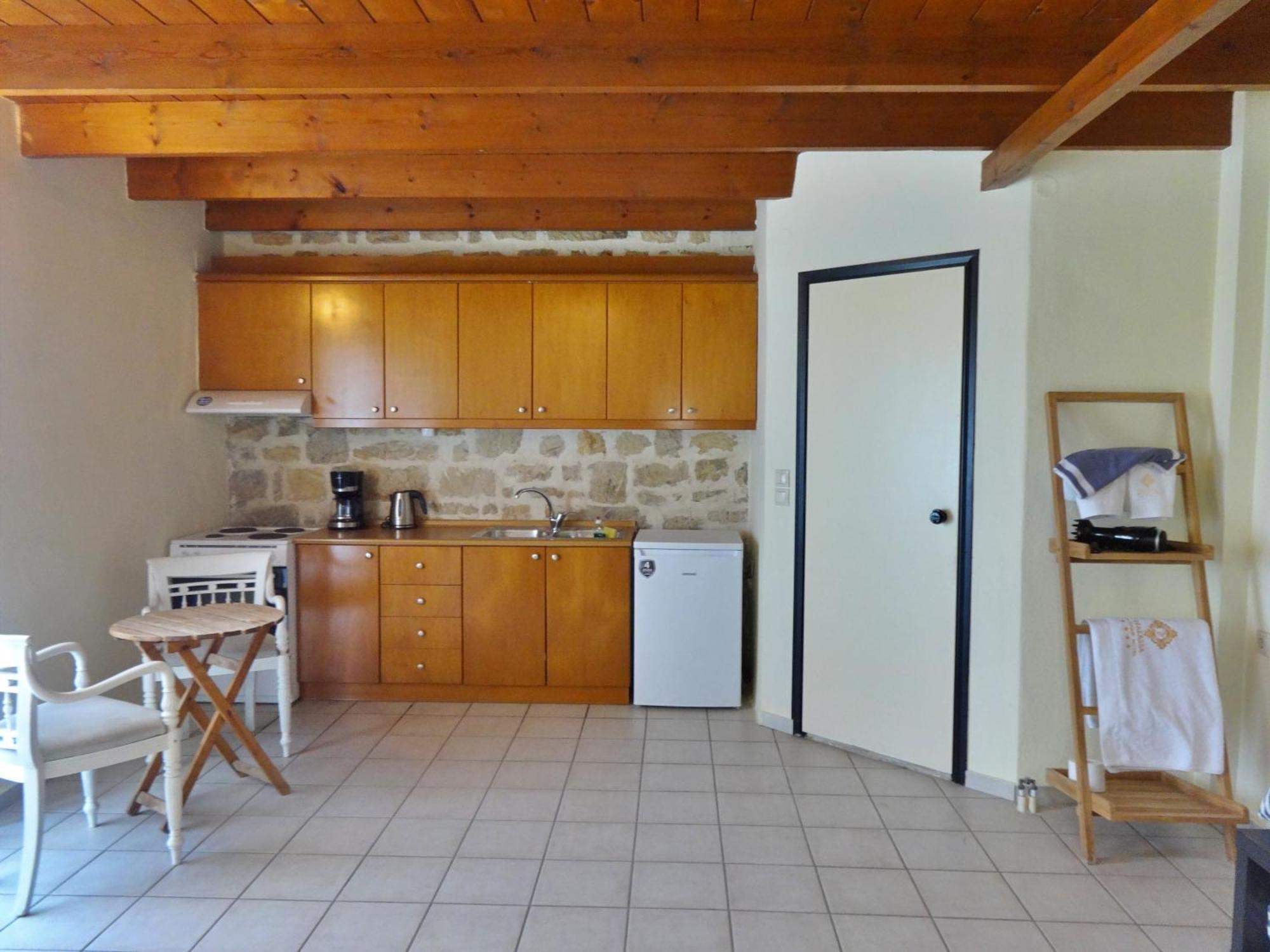 Thalassa Apartments Ретимно Екстериор снимка